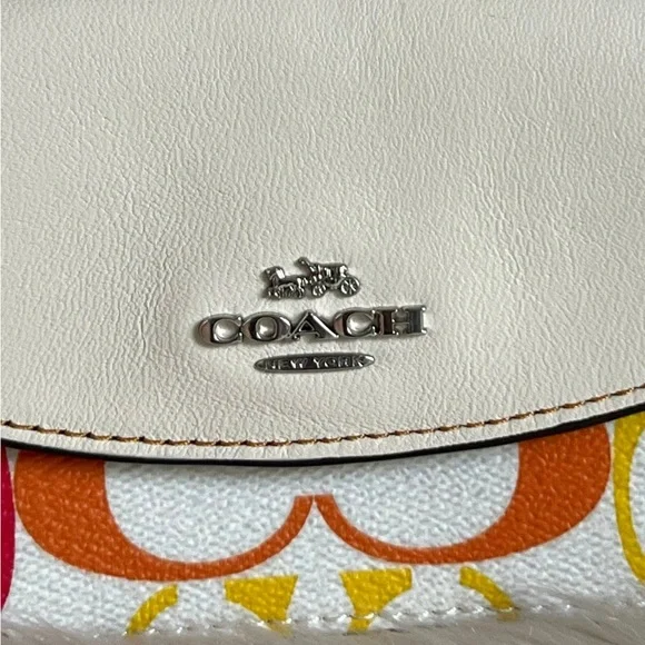 C4697 - Coach Poppy Crossbody in Rainbow Signature Canvas - Picture 12 of 15